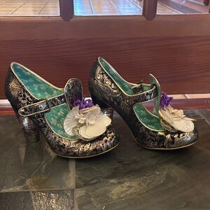 Irregular Choice High Heels; Gold Foil Pattern with Silk Flowers; FABULOUS!!
